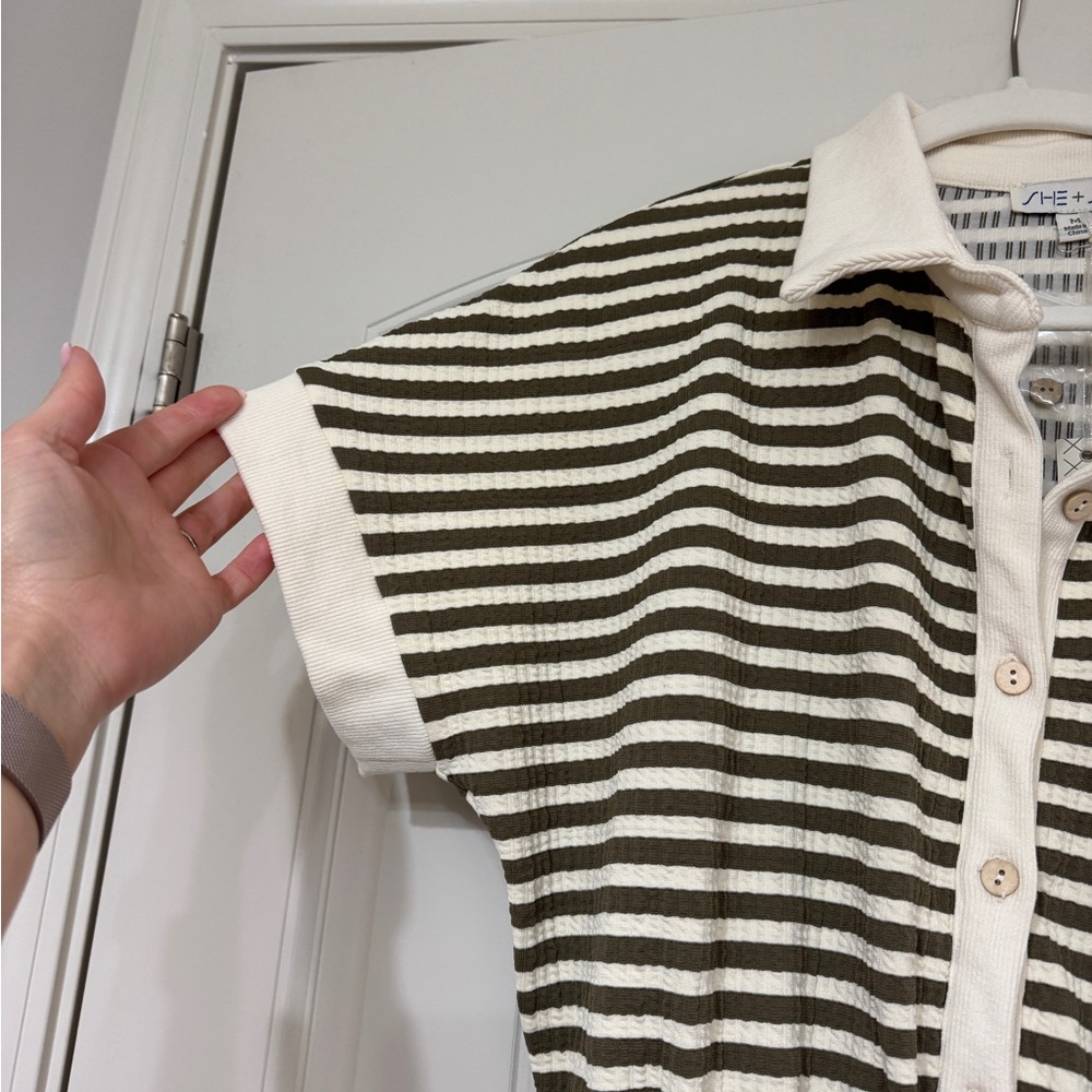Striped Olive and White Romper - Picture 4 of 5